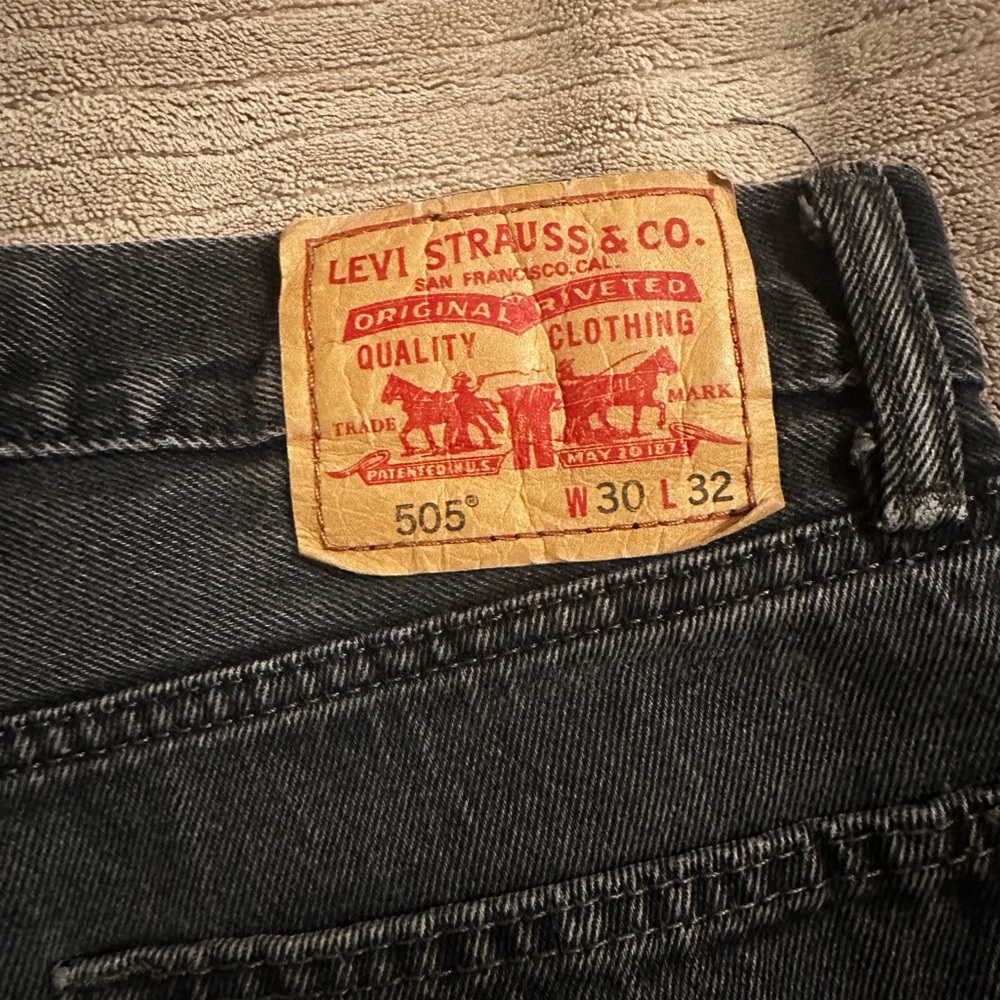 Levi's Men's Dark Gray Straight Jeans